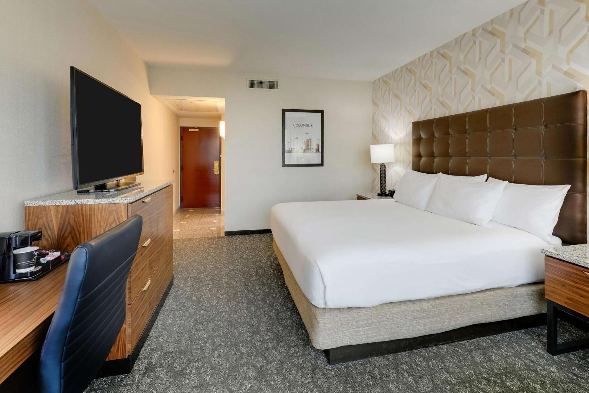 Deluxe King Room High Floor,1540555816:JPEG