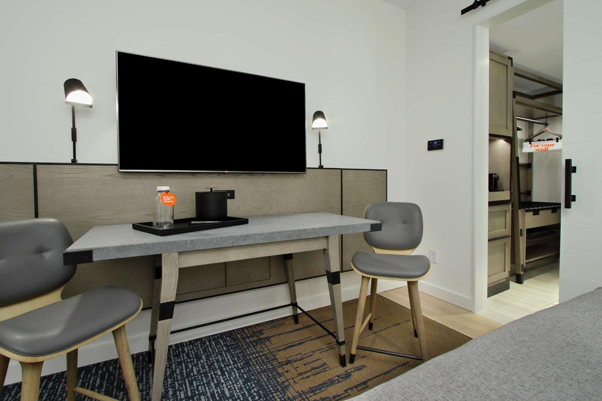 King Room
