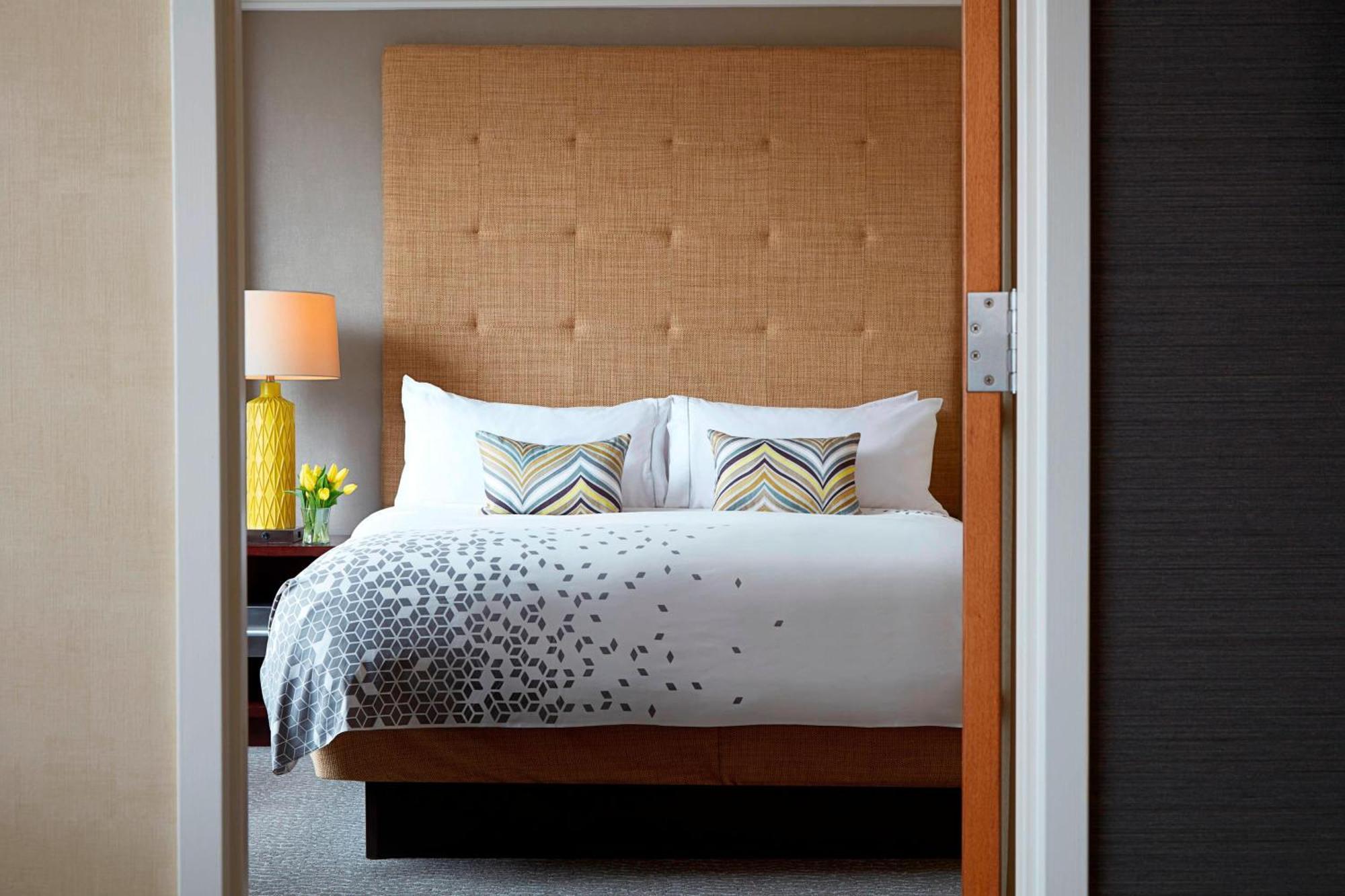 King Guest Room Concierge Level
