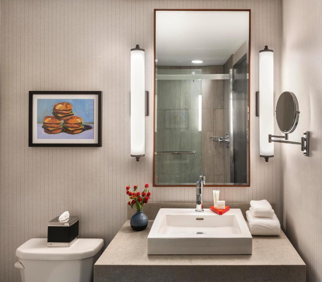 Graduata King Studio Suite