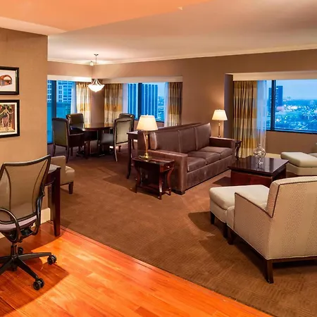 The Plaza Hotel Columbus At Capitol Square-3